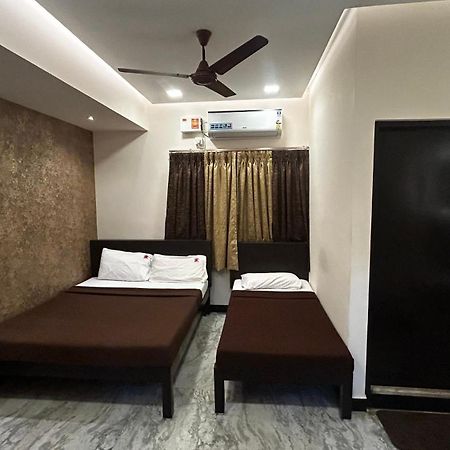 Rmc Travellers Inn Ченай Екстериор снимка